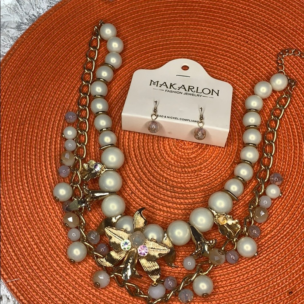 BEAUTIFUL NECKLACE